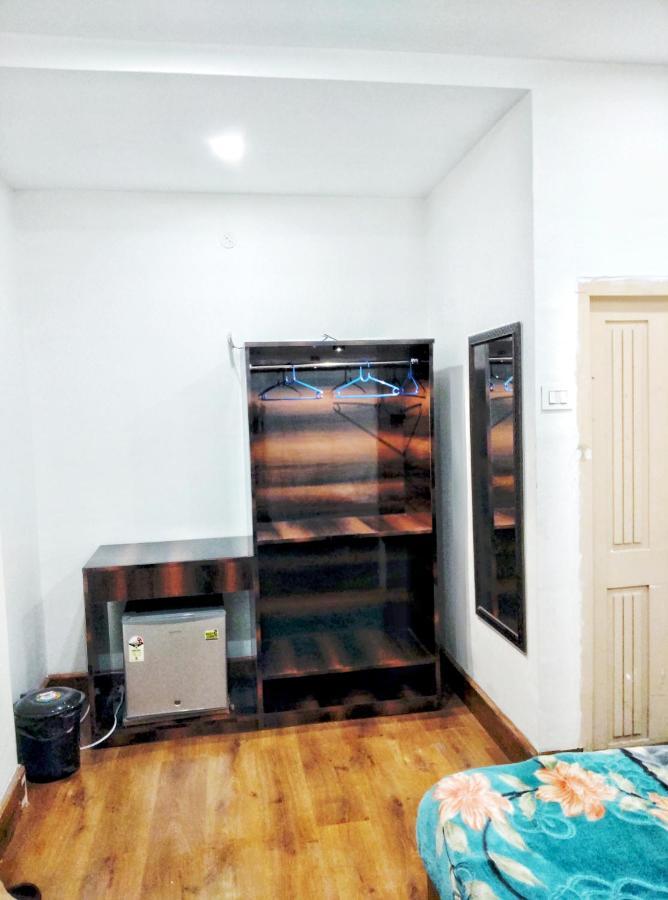 Hotel Florence Siliguri Exteriér fotografie